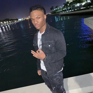 Meet your Posher, Kris